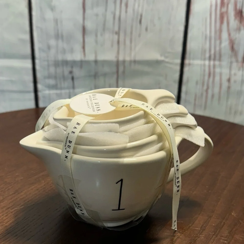 RAE DUNN measuring cups set of 4 New with Tags no box